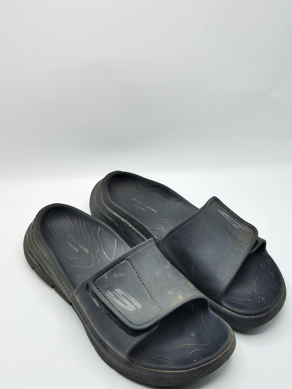 Skechers Men's Arch Fit Black Adjustable Slide Sandals